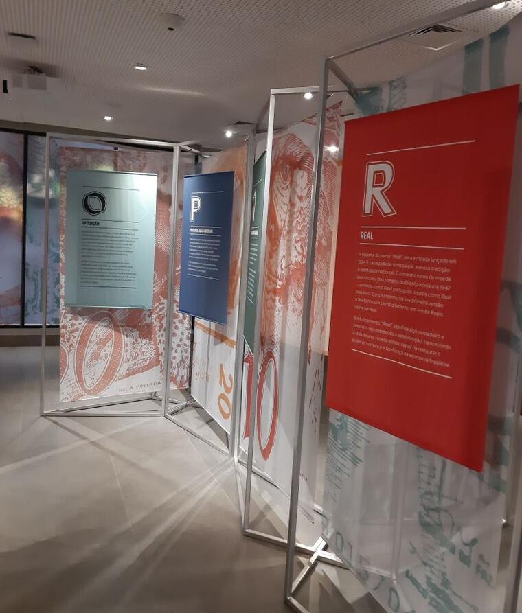 Exposição dos 30 anos do plano Real